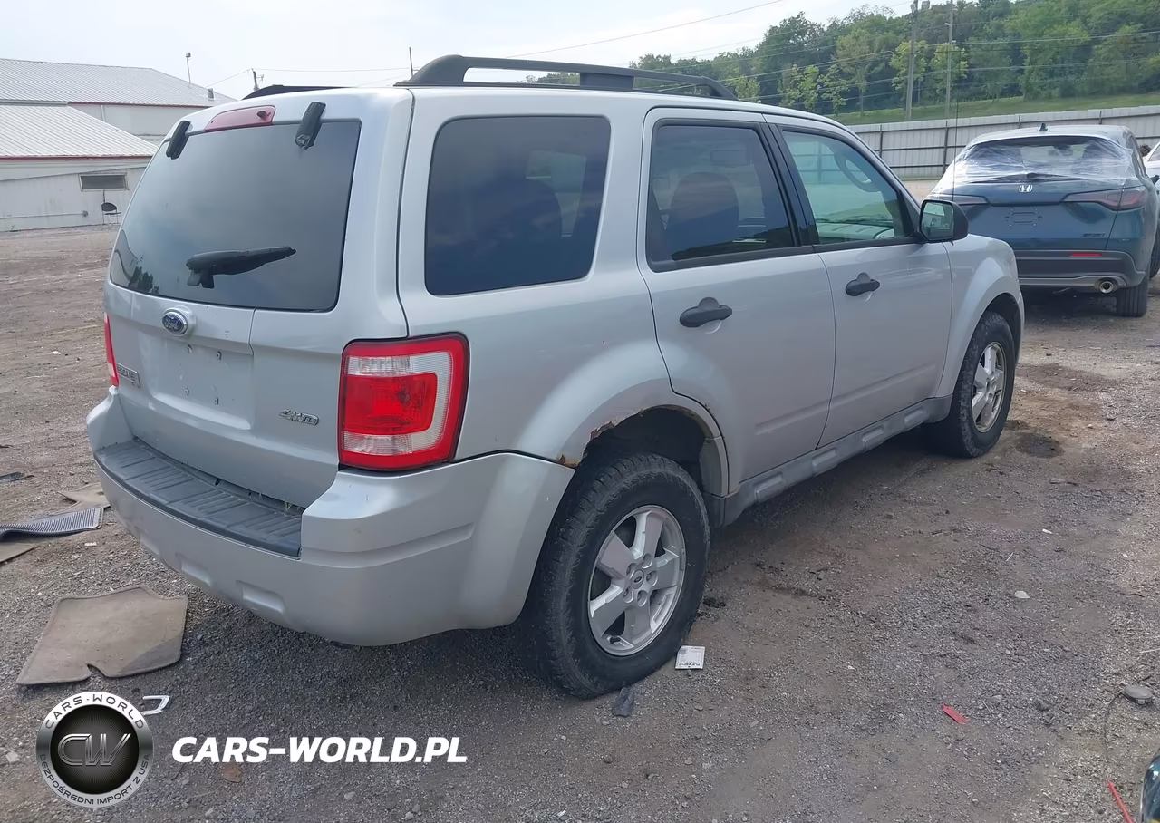 2009 Ford Escape Xlt VIN:1FMCU93G69KC10405 - 4