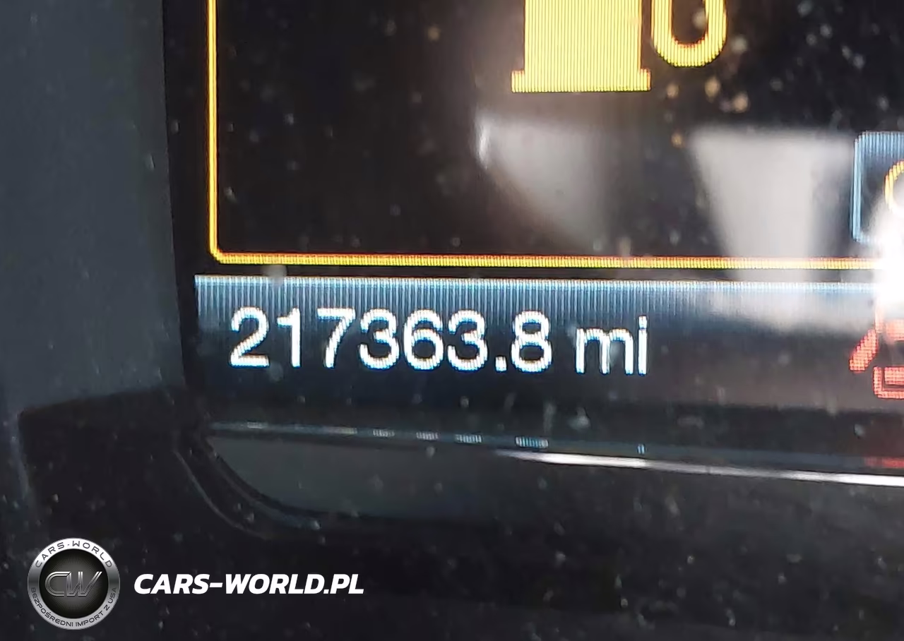 2018 Ford Taurus Sel VIN:1FAHP2E83JG132094 - 15
