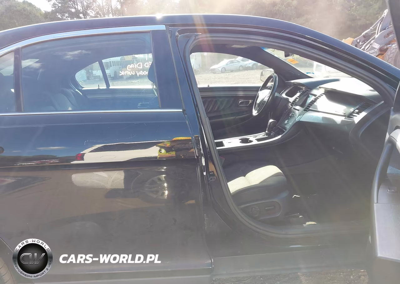 2018 Ford Taurus Sel VIN:1FAHP2E83JG132094 - 5