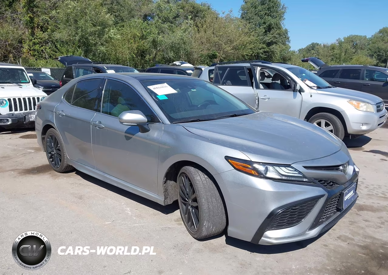2024 Toyota Camry Xse – zdjęcie 1 z 17