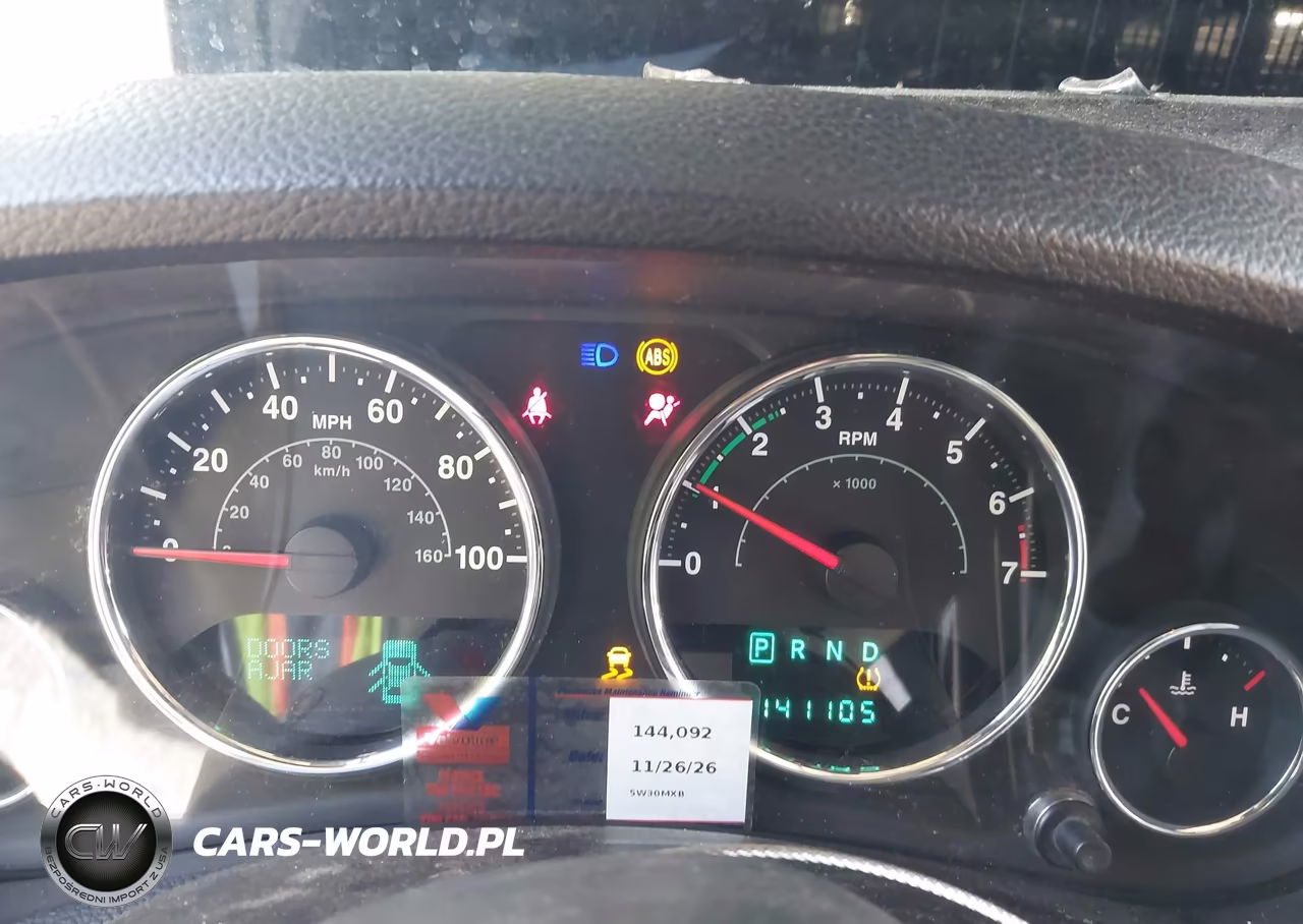 2012 Jeep Wrangler Unlimited Sahara VIN:1C4HJWEG6CL281667 - 7