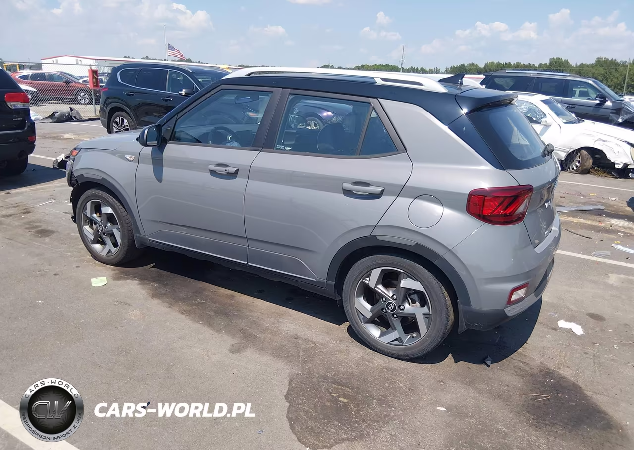 2022 Hyundai Venue Limited VIN:KMHRC8A3XNU180413 - 3