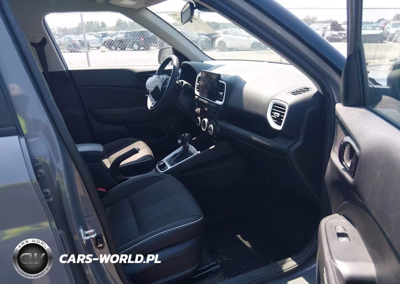 2022 Hyundai Venue Limited VIN:KMHRC8A3XNU180413 - 5