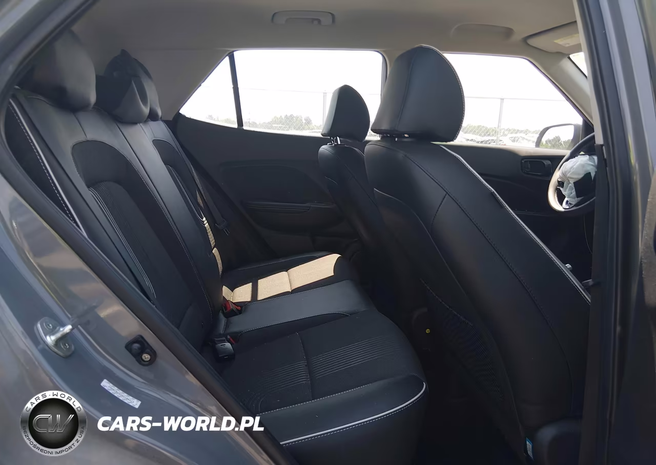 2022 Hyundai Venue Limited VIN:KMHRC8A3XNU180413 - 8