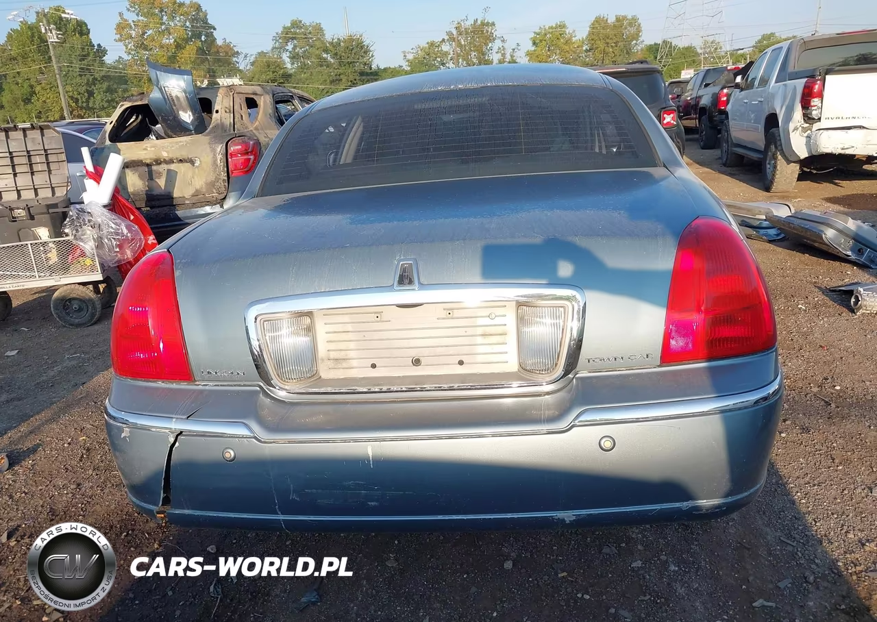 2004 Lincoln Town Car Executive-Signature VIN:1LNHM81W54Y616398 - 16