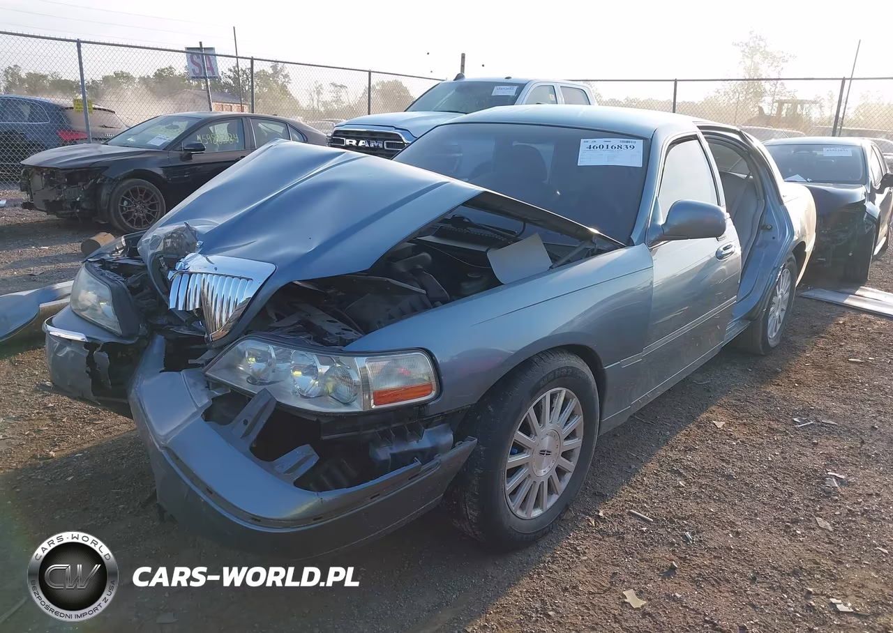 2004 Lincoln Town Car Executive-Signature VIN:1LNHM81W54Y616398 - 2