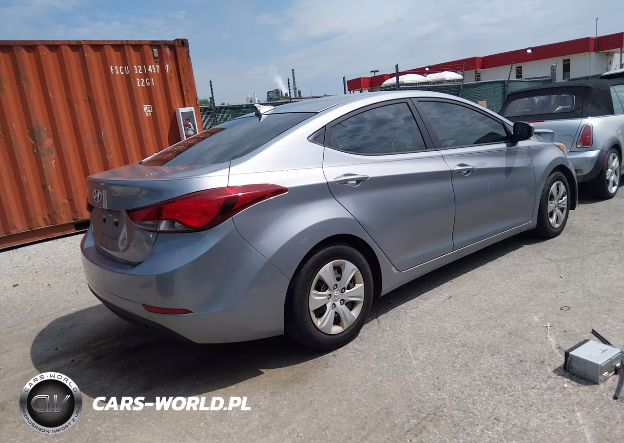 2016 Hyundai Elantra Se VIN:5NPDH4AE2GH742344 - 4