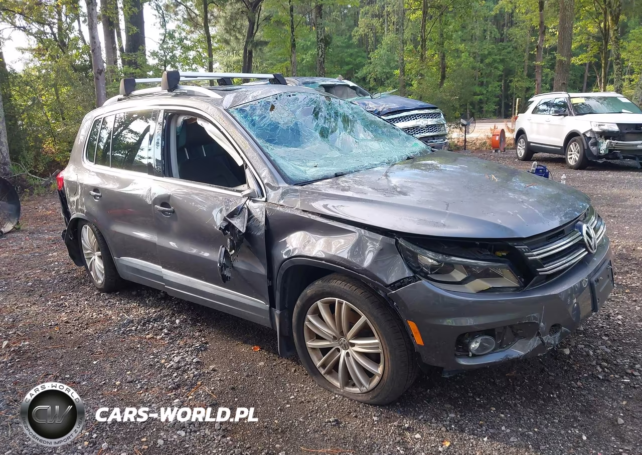 2016 Volkswagen Tiguan Se VIN:WVGBV7AX2GW579767 - 1
