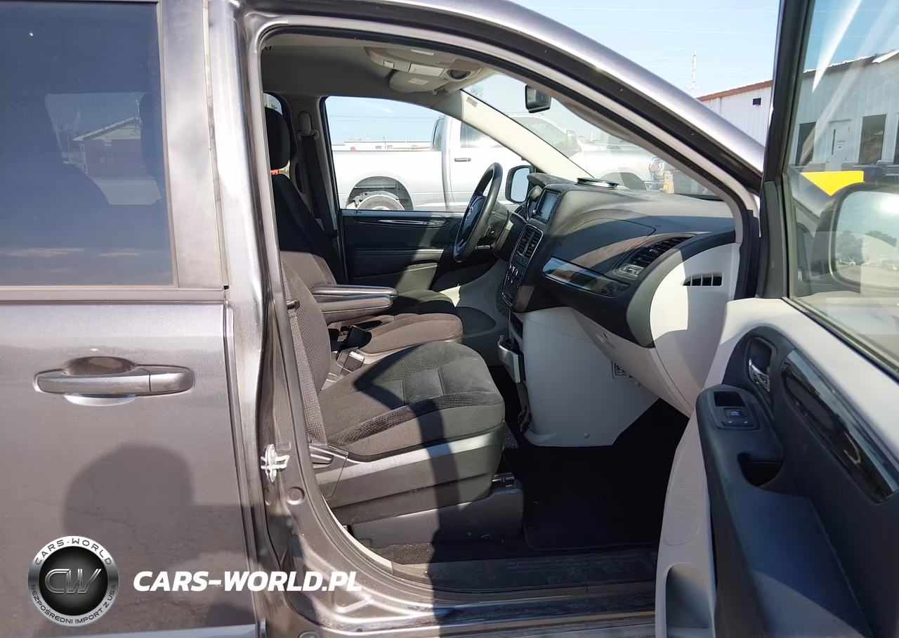 2018 Dodge Grand Caravan Se VIN:2C4RDGBG9JR273394 - 5