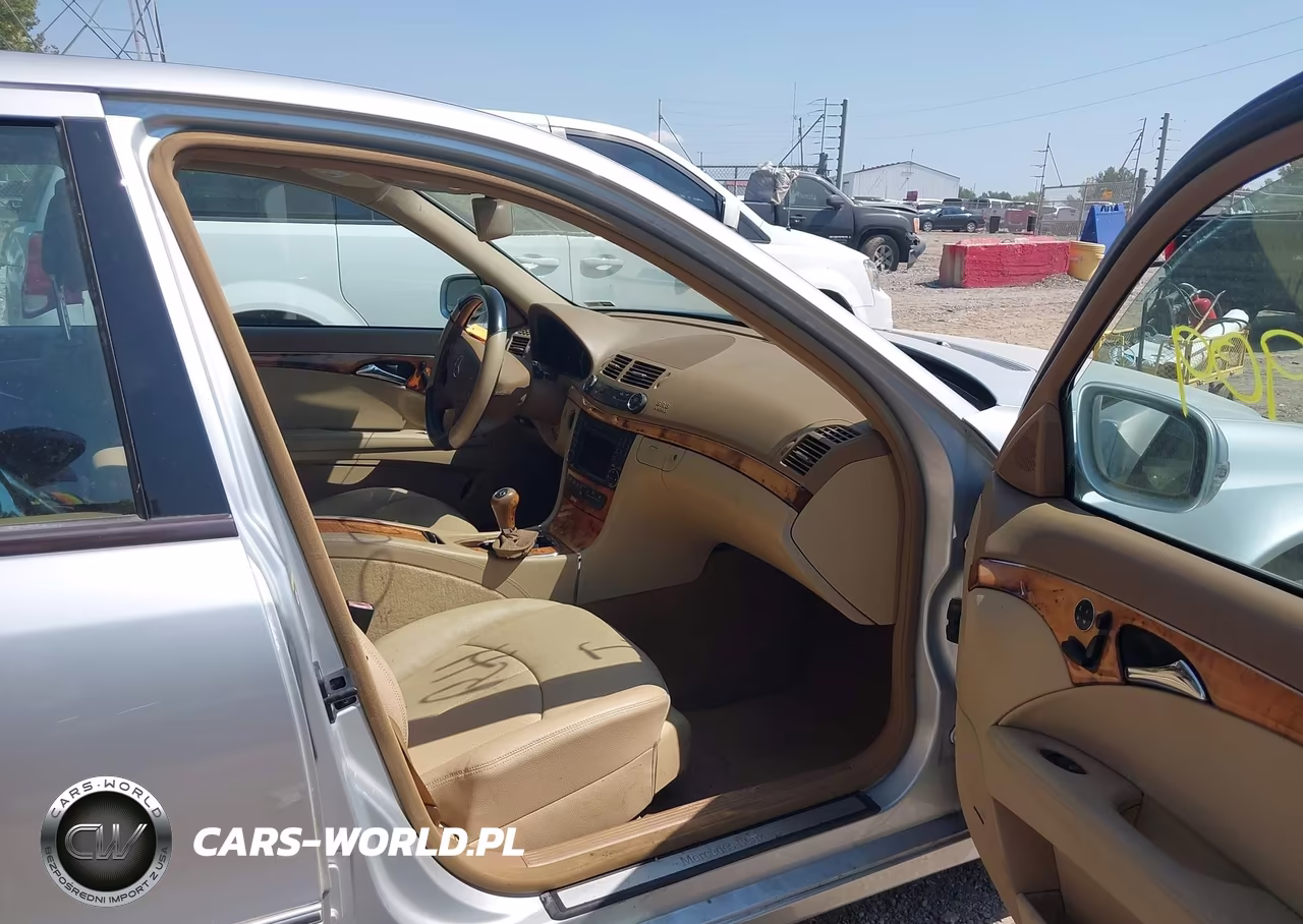 2009 Mercedes-Benz E 350 4Matic VIN:WDBUF87XX9B417322 - 5
