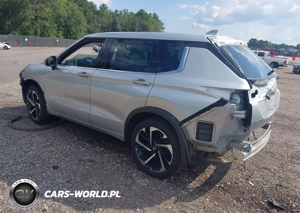 2023 Mitsubishi Outlander Sel 2.5 2Wd-Sel Black Edition 2Wd VIN:JA4J3VA87PZ026172 - 3