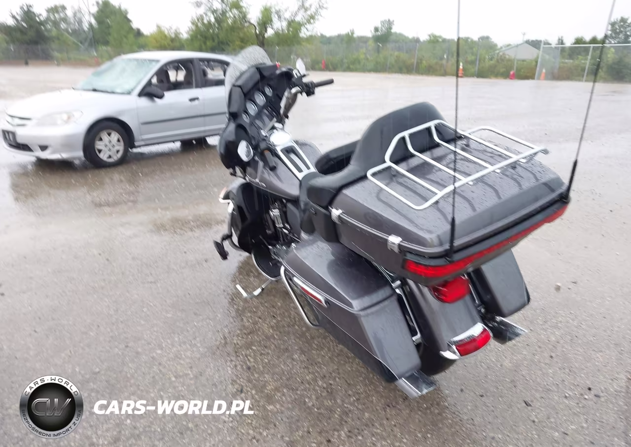 2014 Harley-Davidson Flhtk Electra Glide Ultra Ltd VIN:1HD1KEL13EB618603 - 3