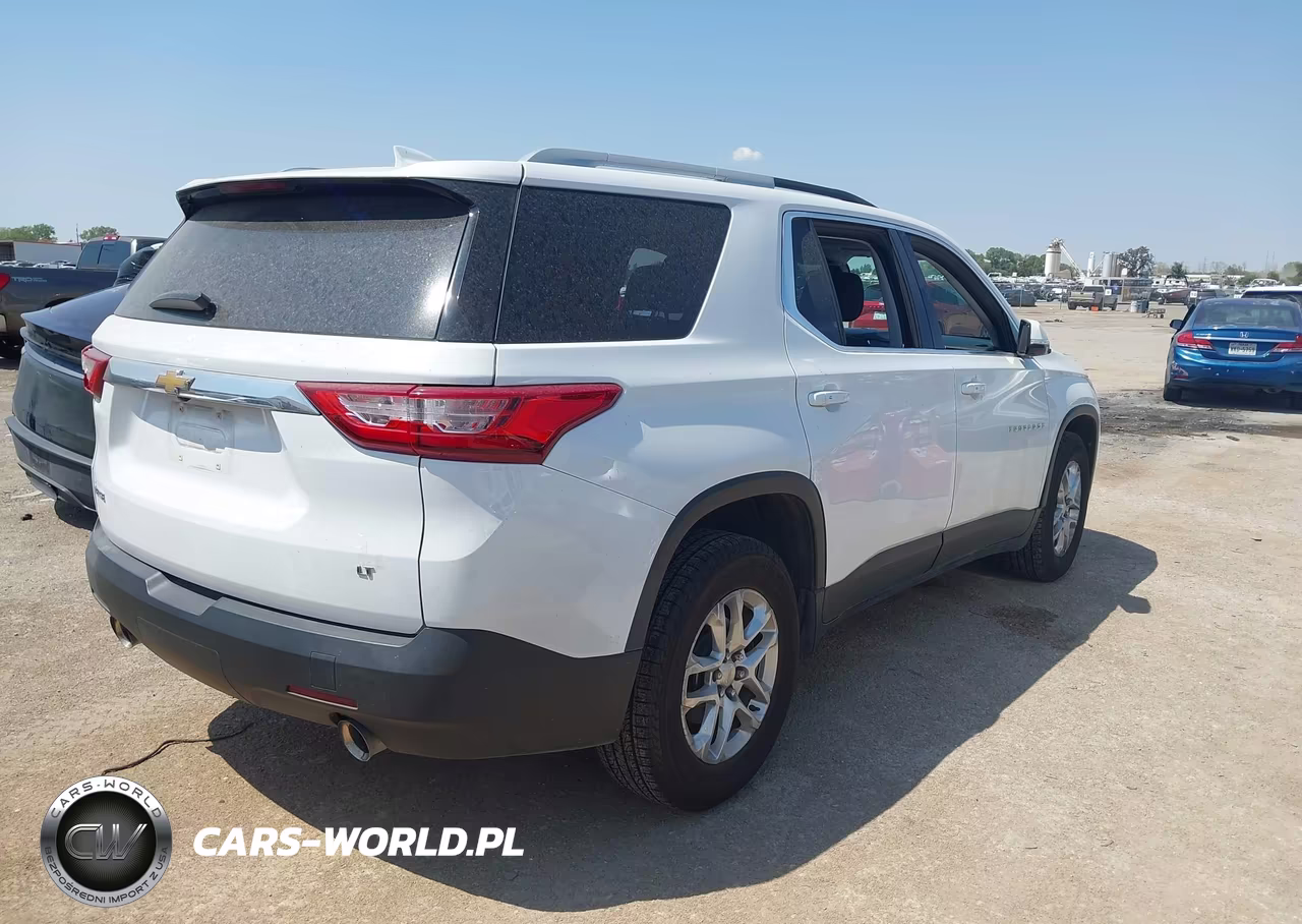 2018 Chevrolet Traverse Lt Cloth VIN:1GNERGKW7JJ272456 - 4