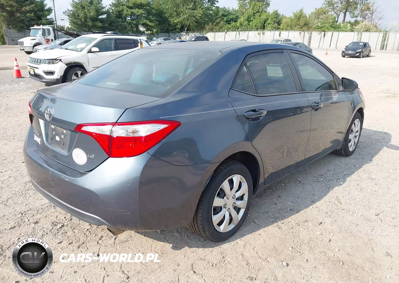 2016 Toyota Corolla Le VIN:2T1BURHE2GC538121 - 4