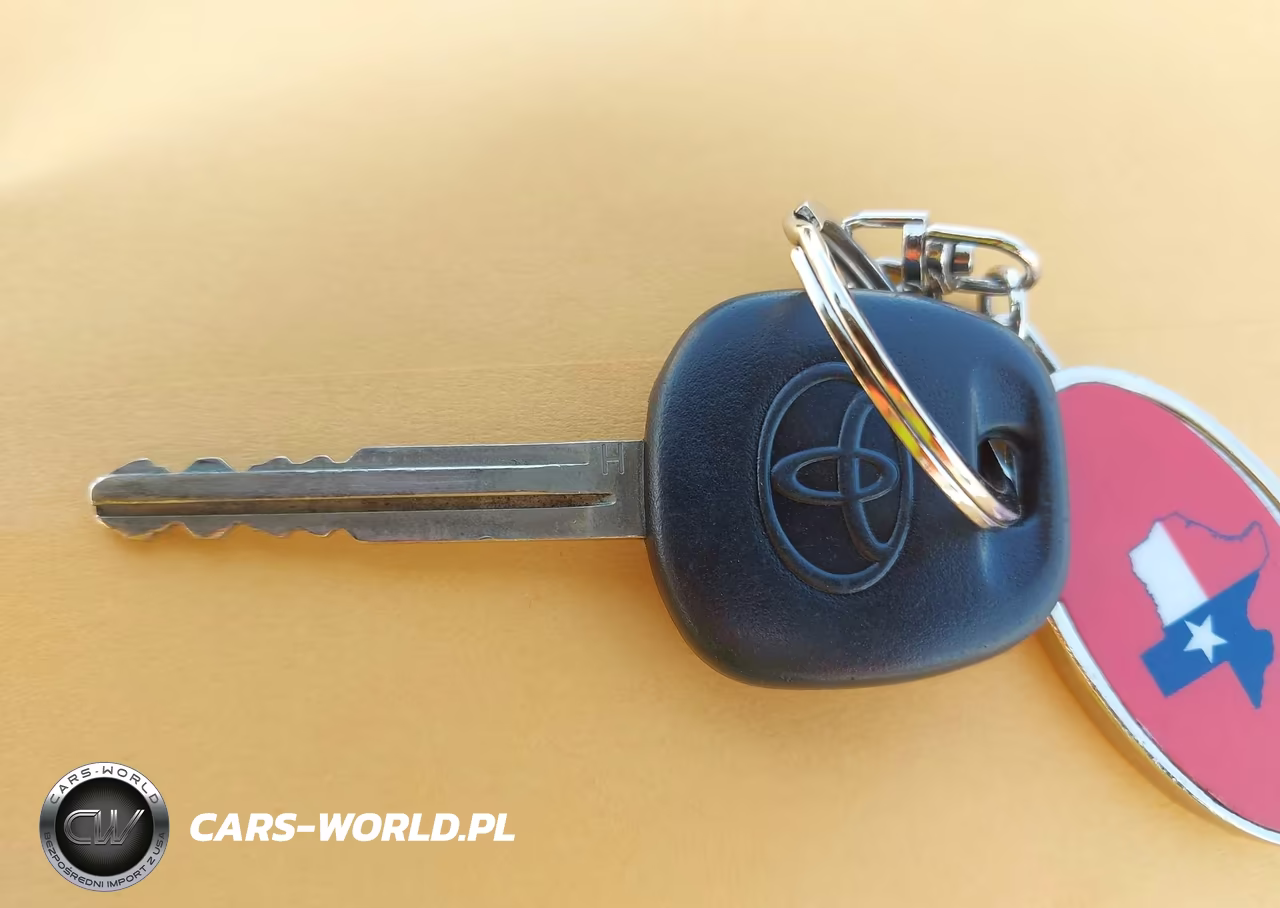 2015 Toyota Corolla L VIN:2T1BURHE1FC230792 - 11