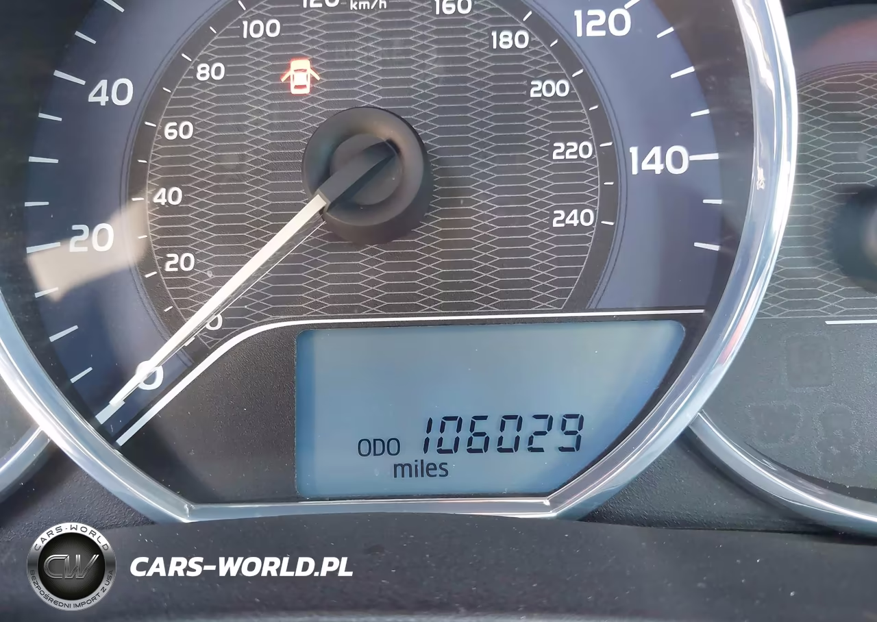 2015 Toyota Corolla L VIN:2T1BURHE1FC230792 - 15