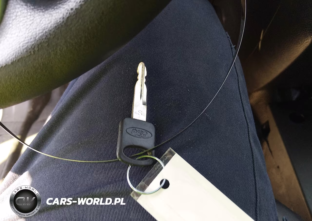 2017 Ford Police Interceptor VIN:1FAHP2L83HG100131 - 11