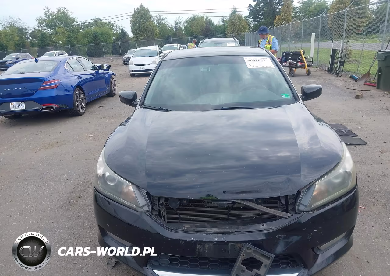 2014 Honda Accord Sport VIN:1HGCR2E58EA045399 - 13