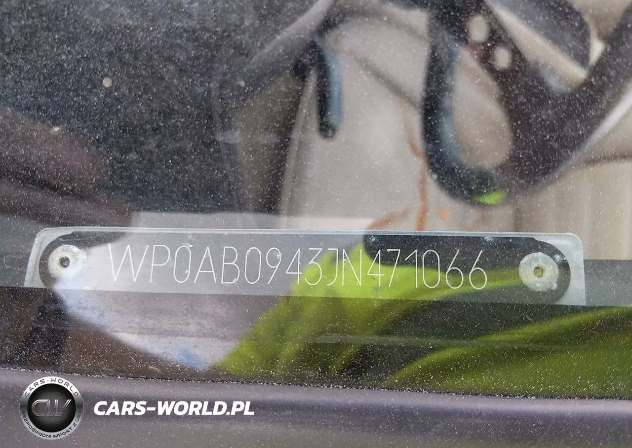 1988 Porsche 944 VIN:WP0AB0943JN471066 - 9