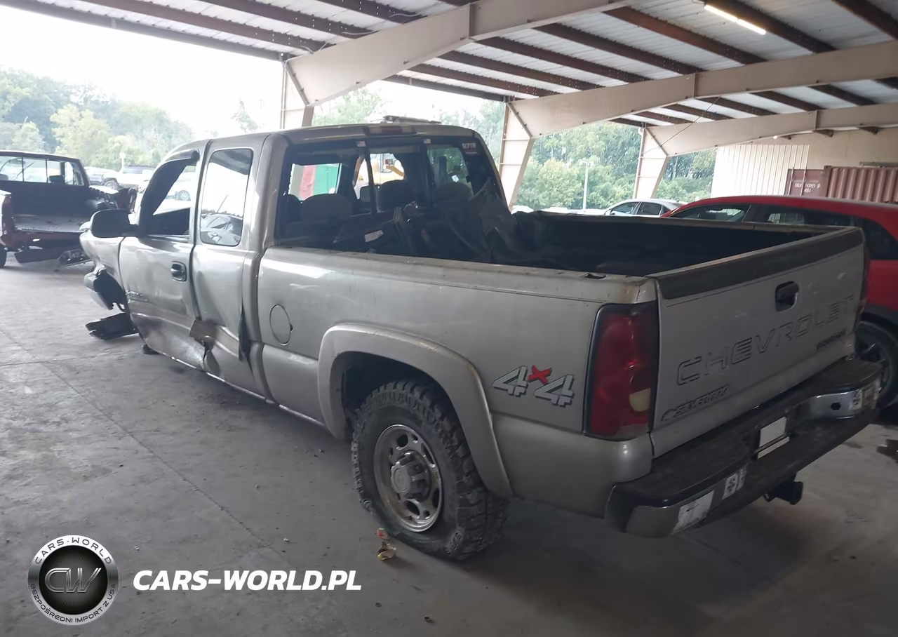 2004 Chevrolet Silverado 2500 Ls VIN:1GCGK29U74Z143765 - 3