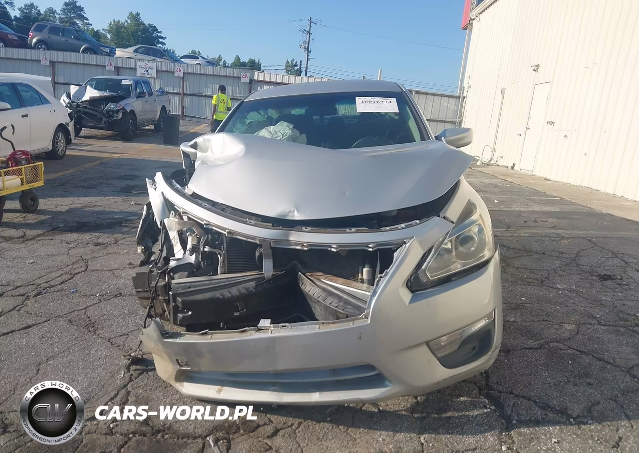 2015 Nissan Altima 2.5 S VIN:1N4AL3AP2FN361823 - 11