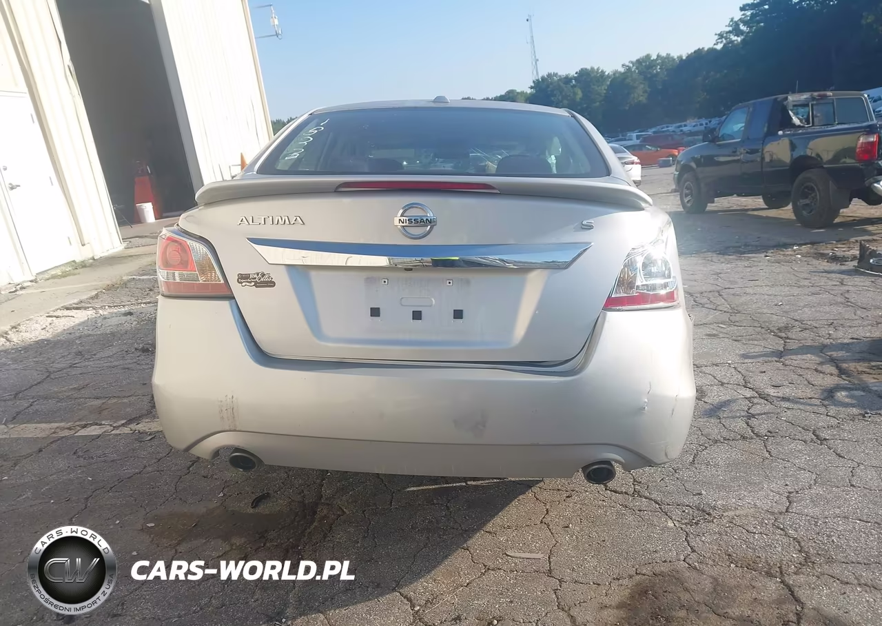 2015 Nissan Altima 2.5 S VIN:1N4AL3AP2FN361823 - 15