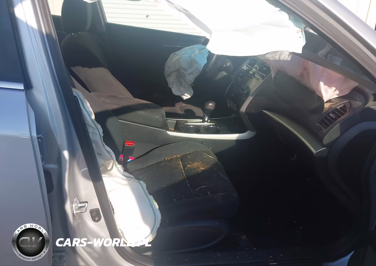 2015 Nissan Altima 2.5 S VIN:1N4AL3AP2FN361823 - 5