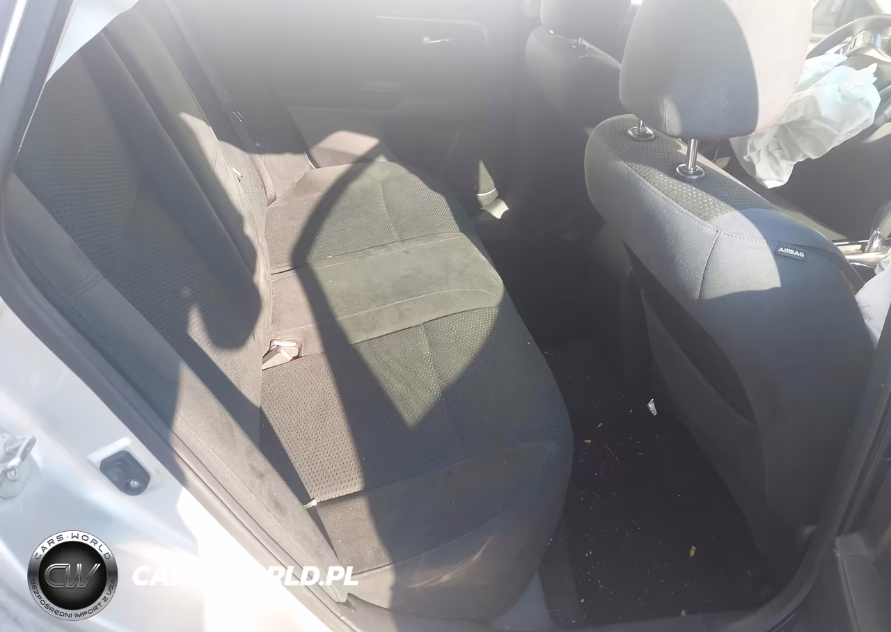 2015 Nissan Altima 2.5 S VIN:1N4AL3AP2FN361823 - 8