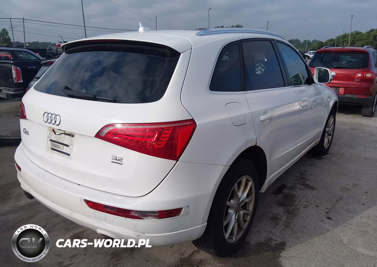 2010 Audi Q5 3.2 Premium VIN:WA1LKAFP2AA052320 - 4
