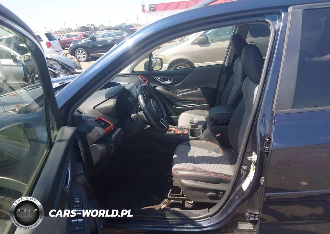 2020 Subaru Forester Sport VIN:JF2SKARC5LH507733 - 17