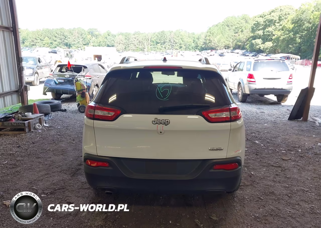 2018 Jeep Cherokee Latitude Fwd VIN:1C4PJLCBXJD615188 - 16