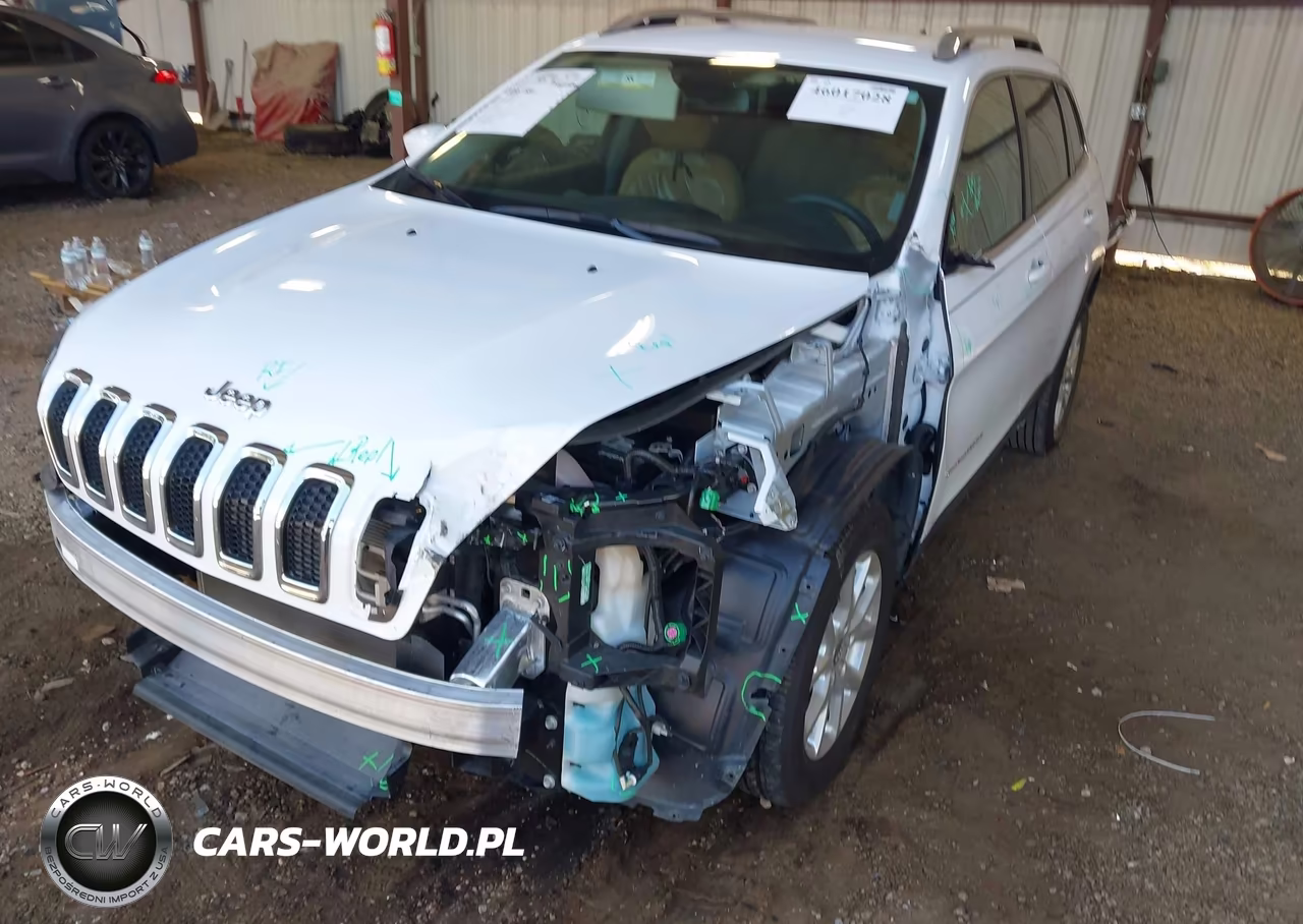 2018 Jeep Cherokee Latitude Fwd VIN:1C4PJLCBXJD615188 - 6