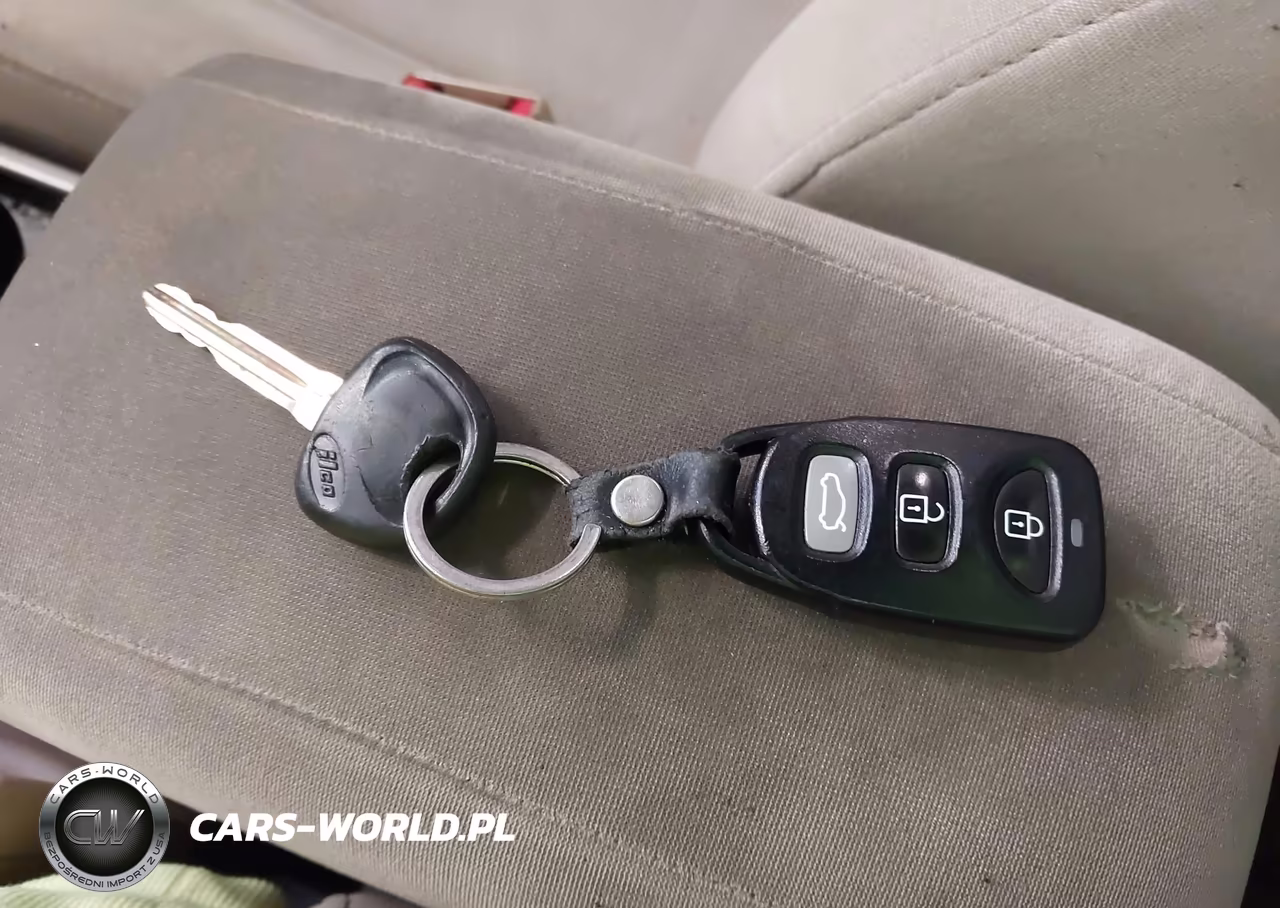 2008 Hyundai Elantra Gls-Se VIN:KMHDU46D68U492444 - 11