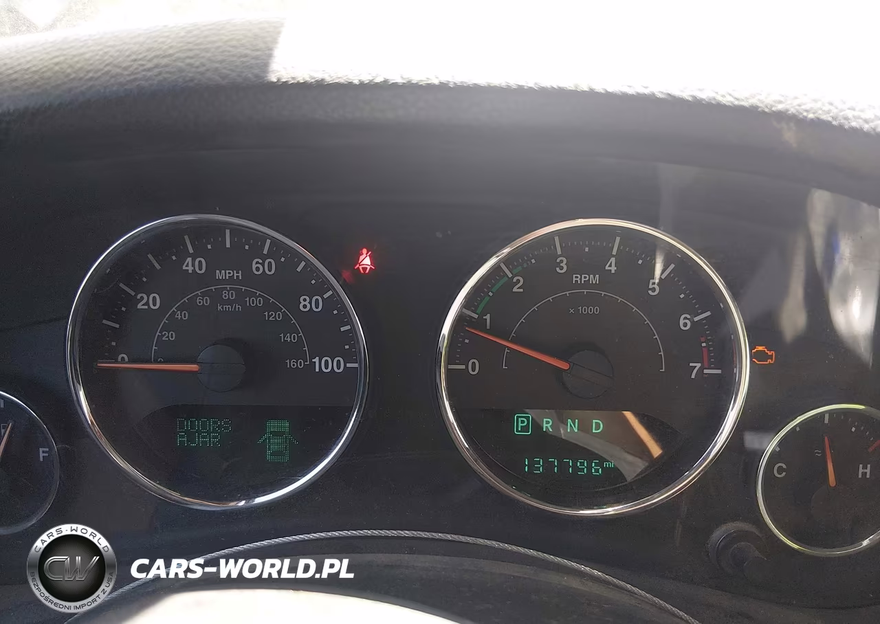 2016 Jeep Wrangler Unlimited Rubicon VIN:1C4HJWFG3GL119659 - 7