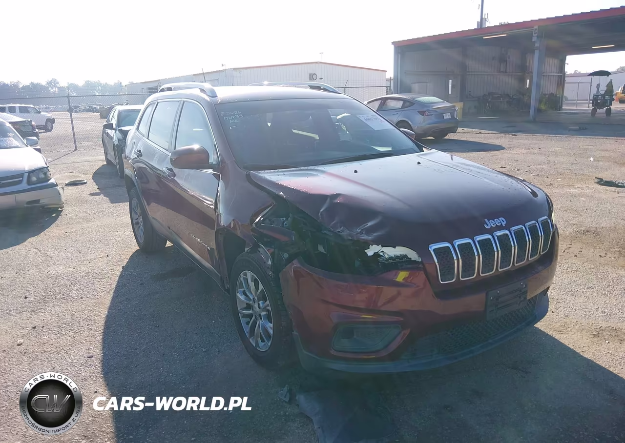 2019 Jeep Cherokee Latitude Plus Fwd VIN:1C4PJLLB4KD176233 - 1