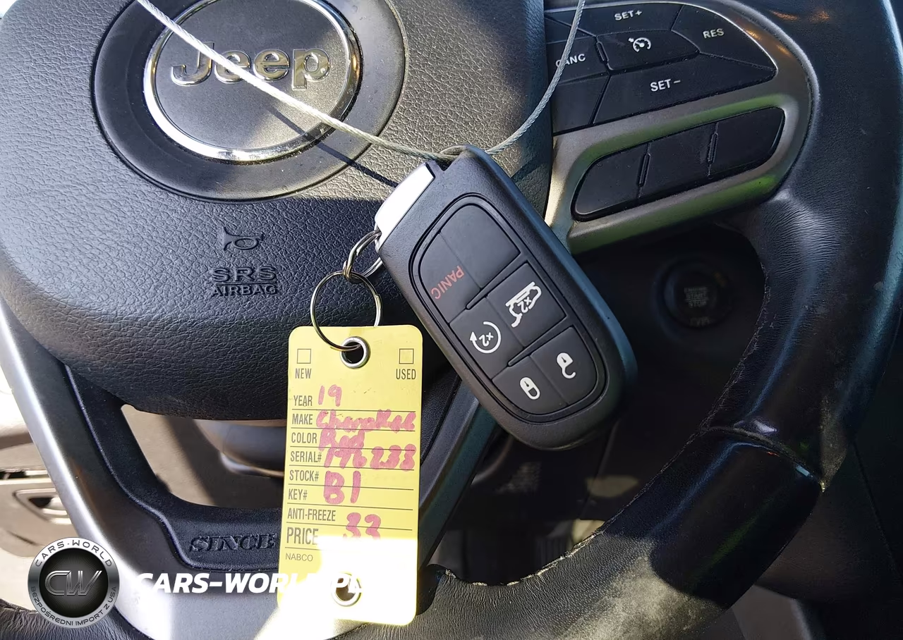 2019 Jeep Cherokee Latitude Plus Fwd VIN:1C4PJLLB4KD176233 - 11