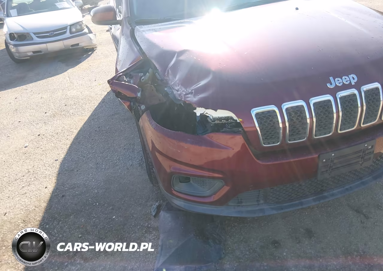2019 Jeep Cherokee Latitude Plus Fwd VIN:1C4PJLLB4KD176233 - 6