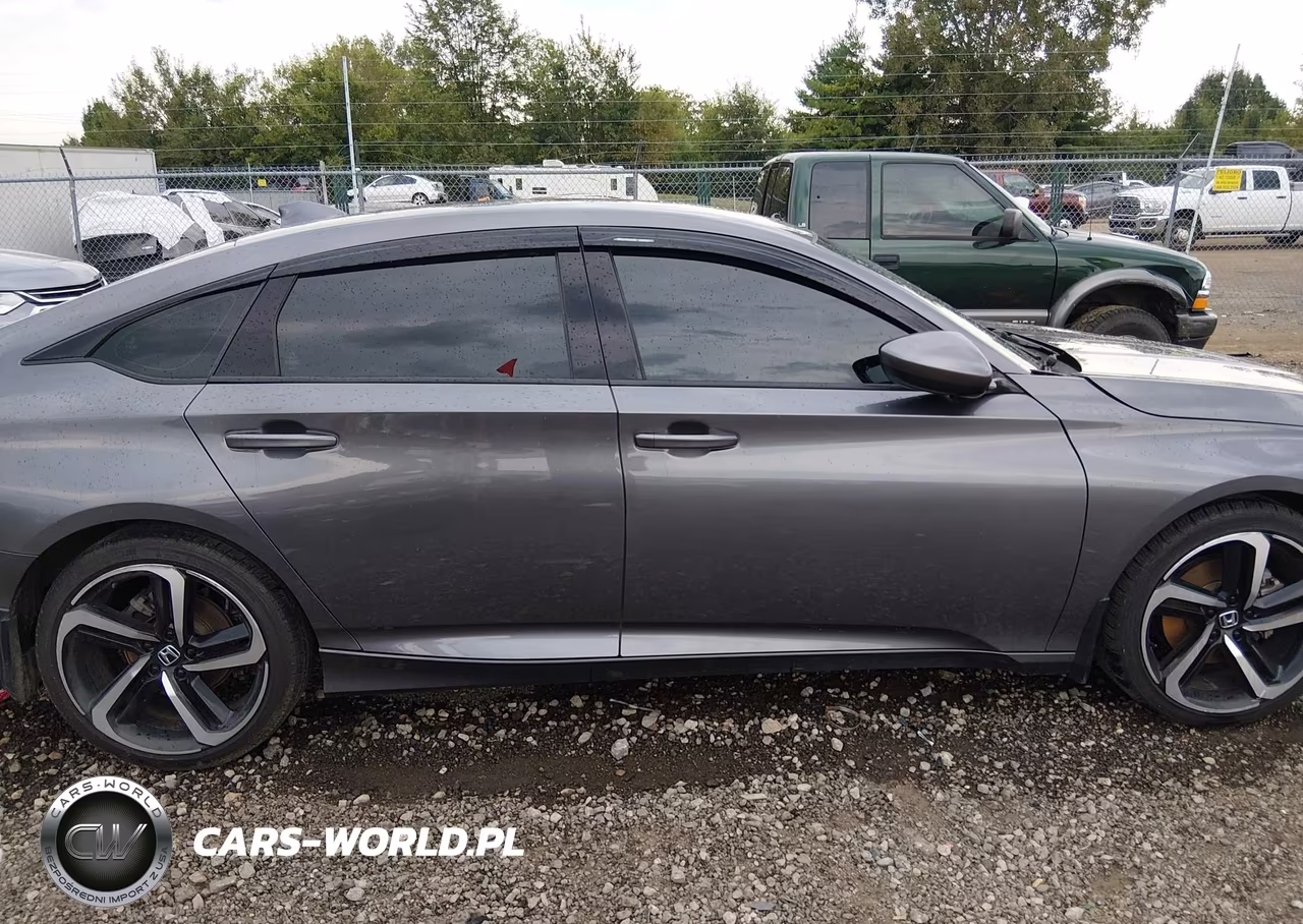 2018 Honda Accord Sport VIN:1HGCV1F38JA168228 - 14