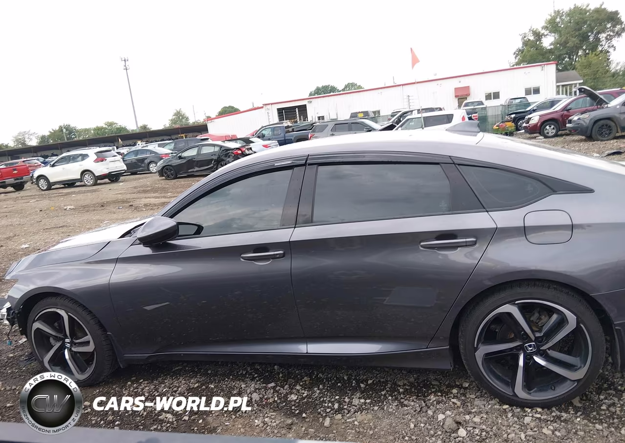 2018 Honda Accord Sport VIN:1HGCV1F38JA168228 - 15