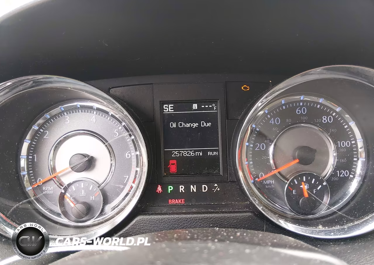 2012 Chrysler Town & Country Touring VIN:2C4RC1BG7CR186502 - 7