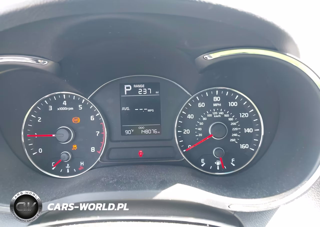 2017 Kia Forte Lx VIN:3KPFK4A7XHE011484 - 7