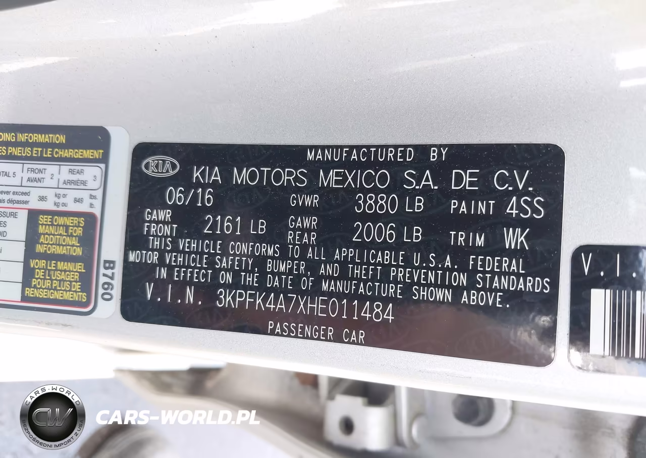 2017 Kia Forte Lx VIN:3KPFK4A7XHE011484 - 9