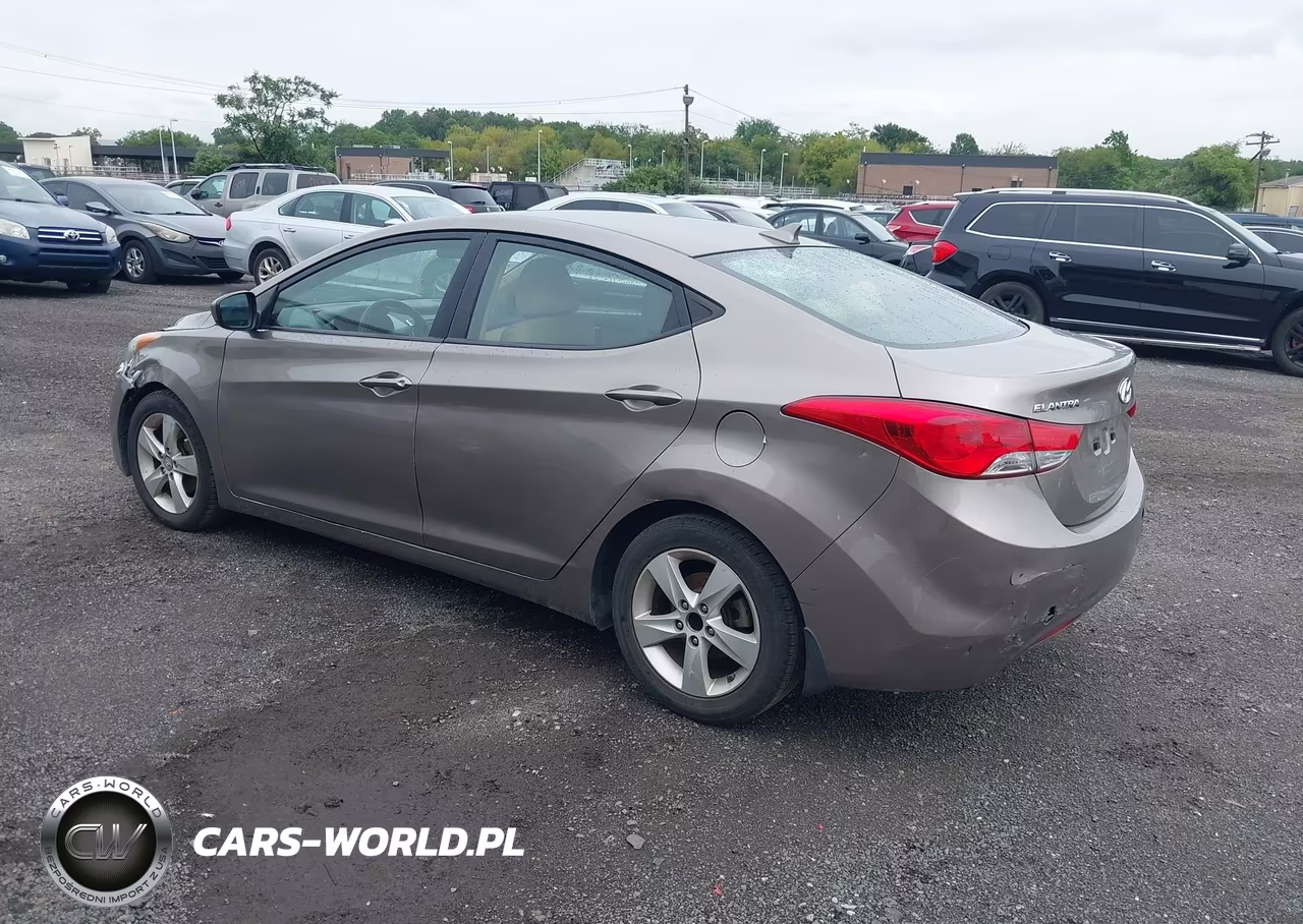 2012 Hyundai Elantra Gls VIN:5NPDH4AE1CH117783 - 3