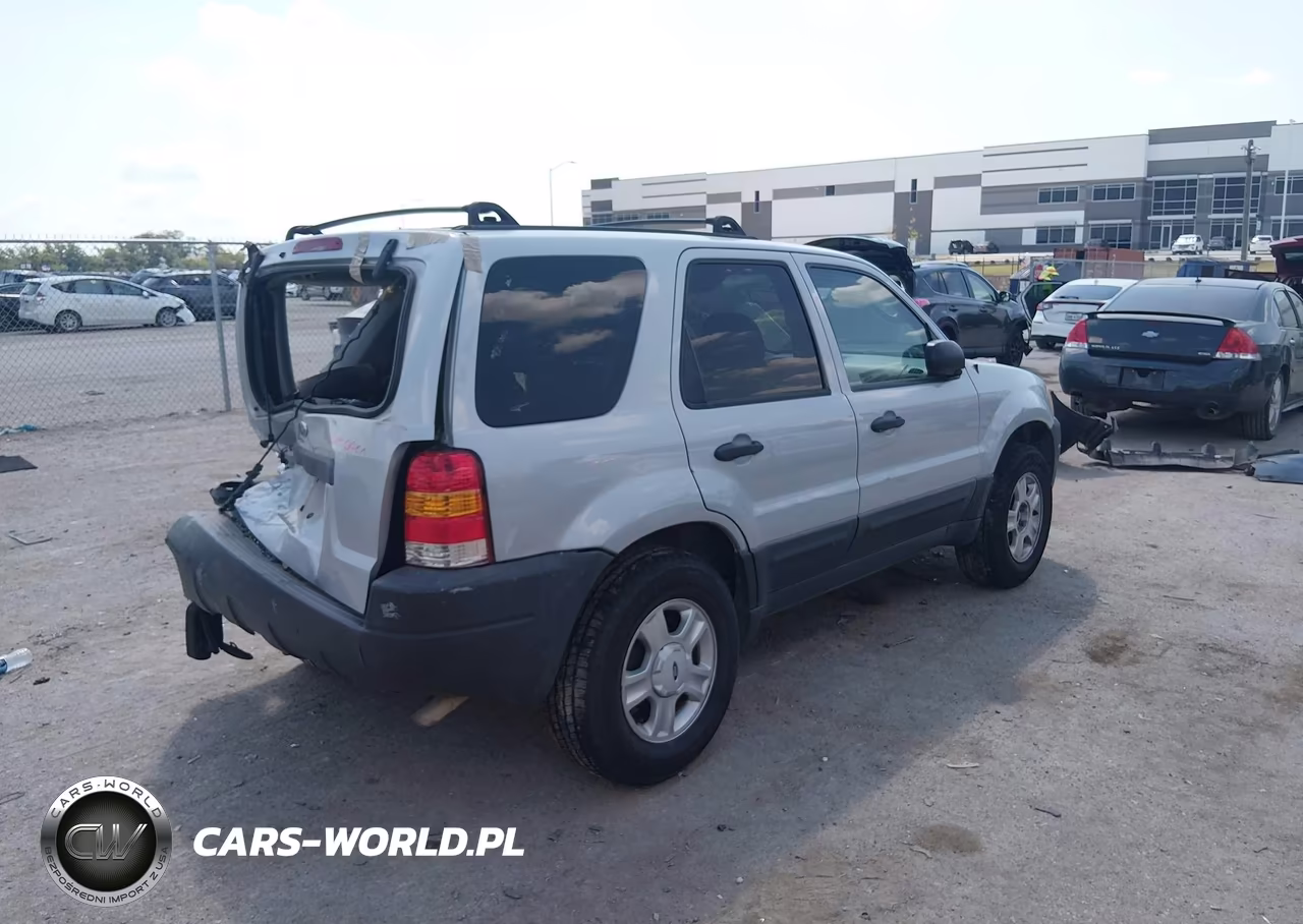 2003 Ford Escape Xlt VIN:1FMYU93163KE16722 - 4