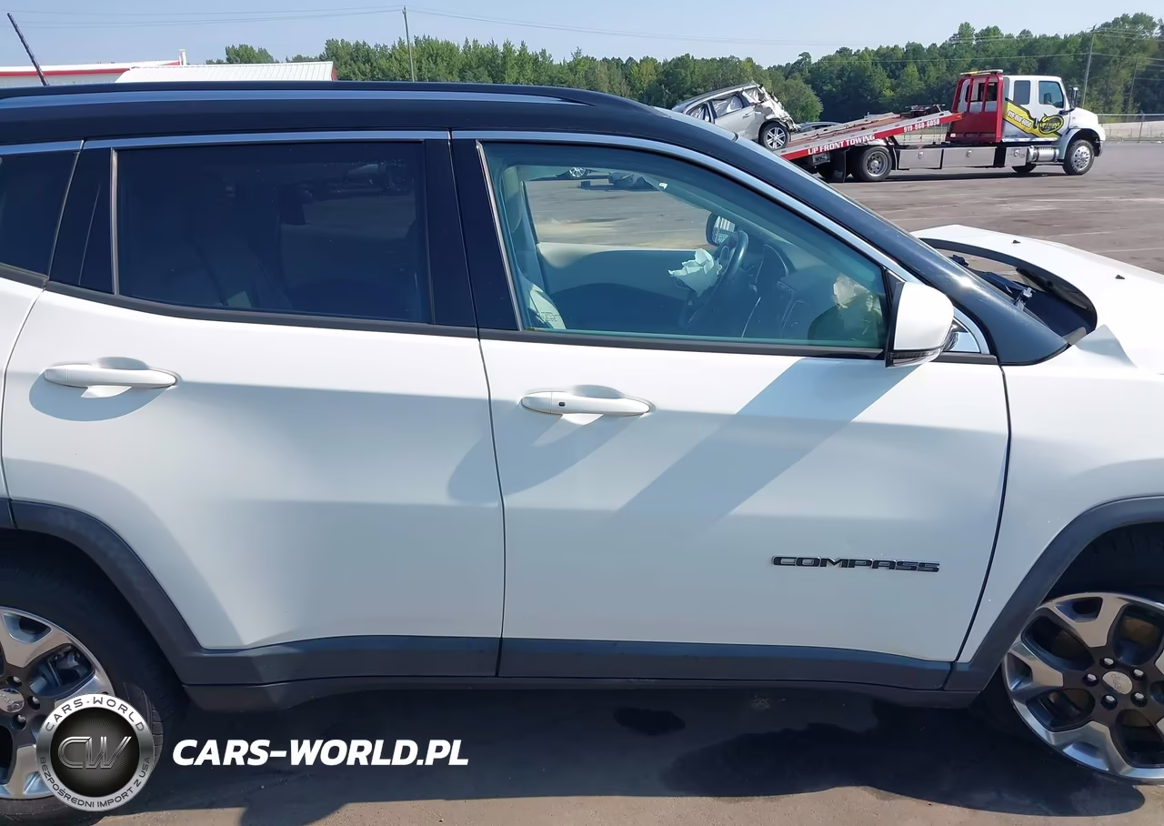 2018 Jeep Compass Limited 4X4 VIN:3C4NJDCB9JT354160 - 13