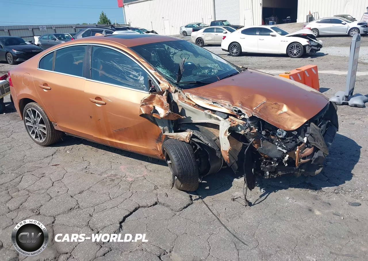2012 Volvo S60 T6-T6 R-Design