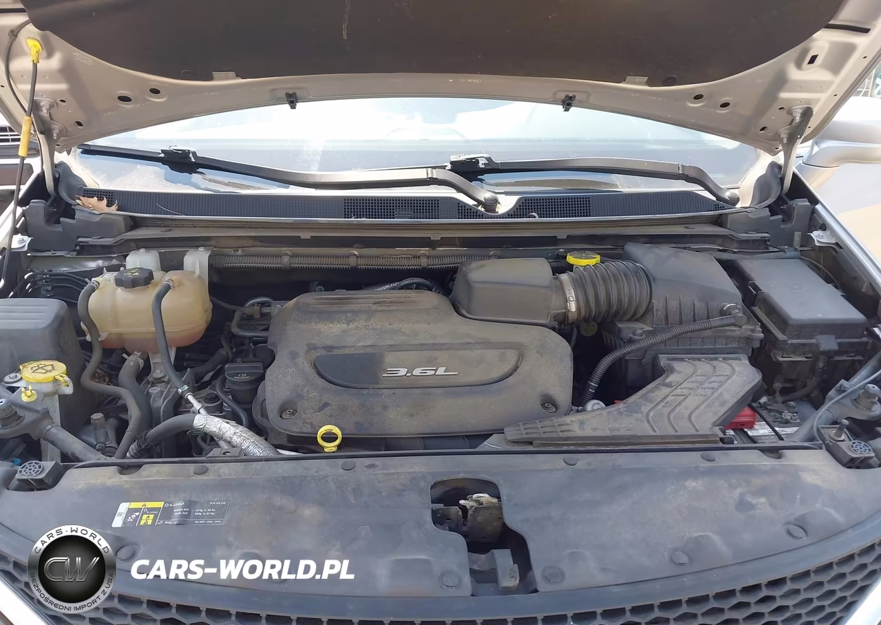 2018 Chrysler Pacifica Touring L VIN:2C4RC1BG9JR246759 - 10