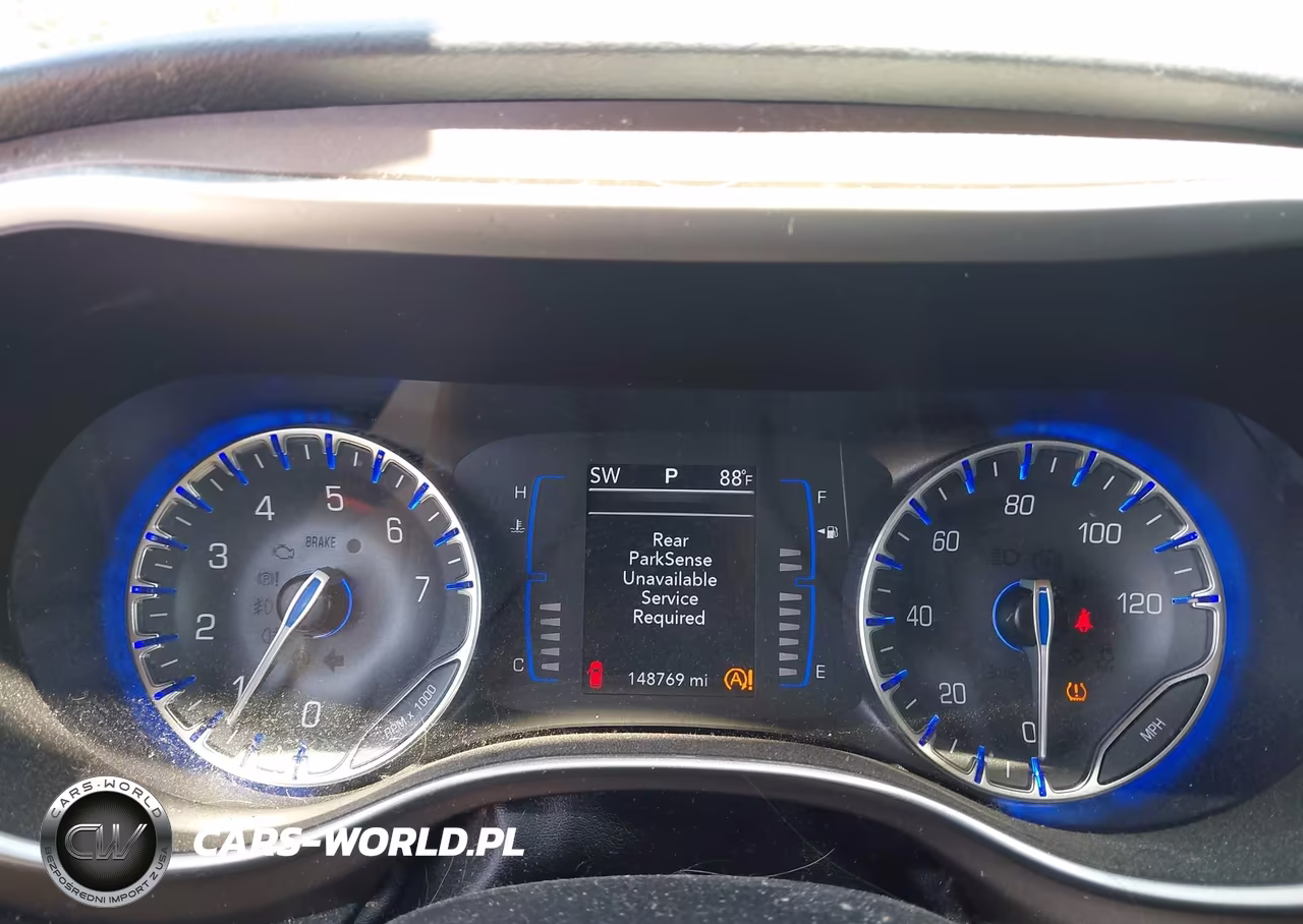 2018 Chrysler Pacifica Touring L VIN:2C4RC1BG9JR246759 - 7