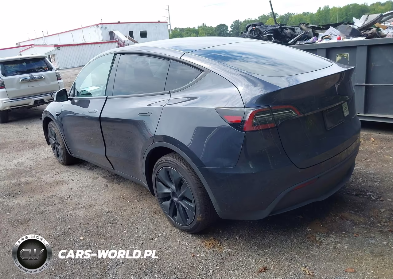 2024 Tesla Model Y Long Range Dual Motor All-Wheel Drive VIN:7SAYGDEE5RF158586 - 3