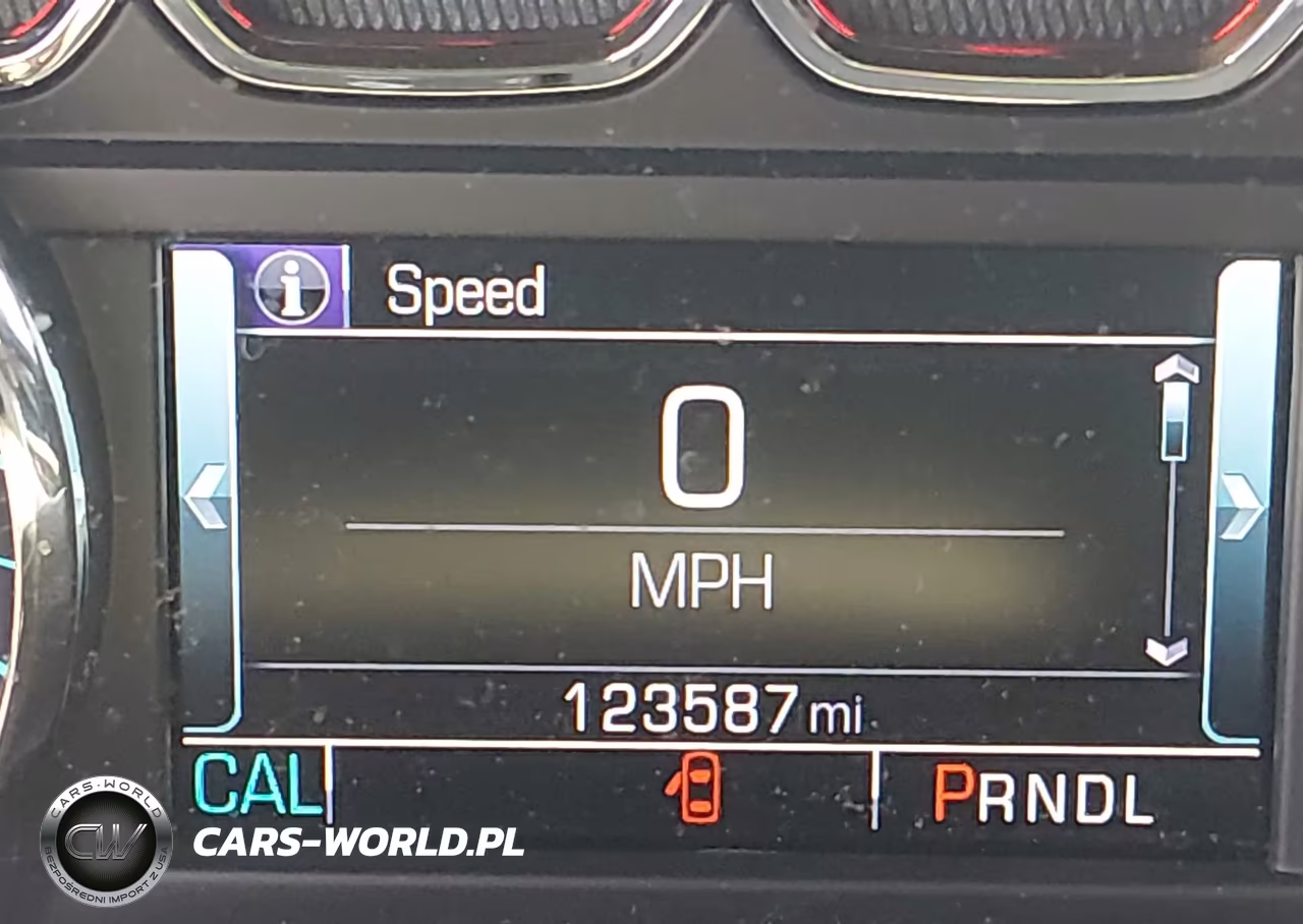 2018 Chevrolet Silverado 1500 2Lt VIN:3GCUKREC9JG247257 - 15